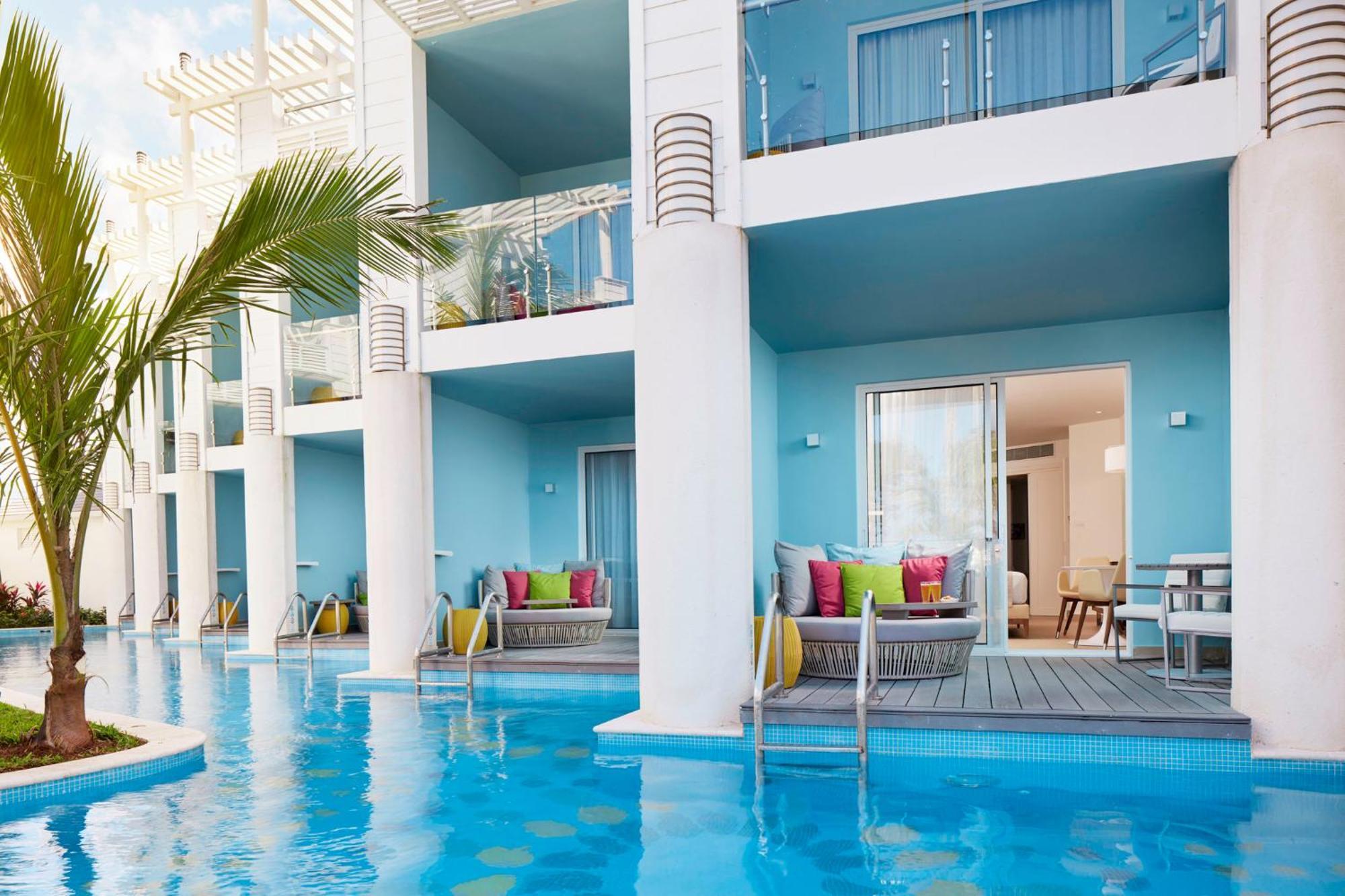 Suite Swim Up Prémium con vistas al mar